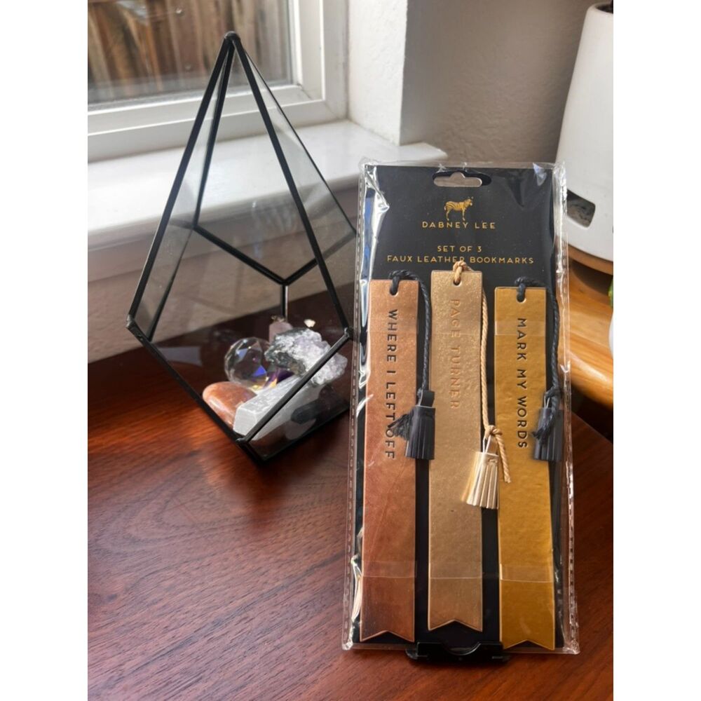 Gift With $40 Purchase - Add to Bundle!